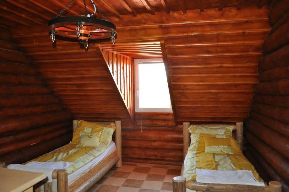 Roenk-Wellness Panzio Mezopeterd Bed and Breakfast Buitenkant foto