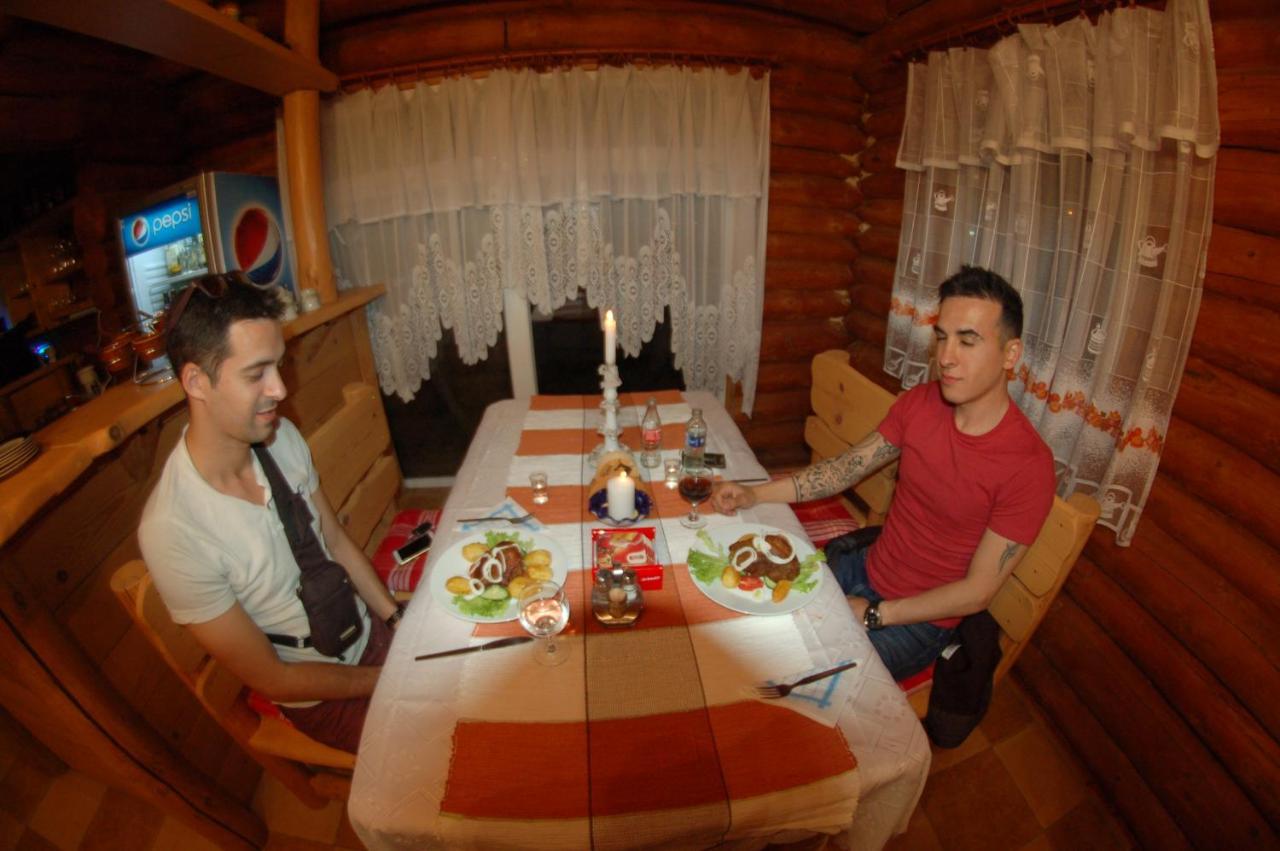 Roenk-Wellness Panzio Mezopeterd Bed and Breakfast Buitenkant foto